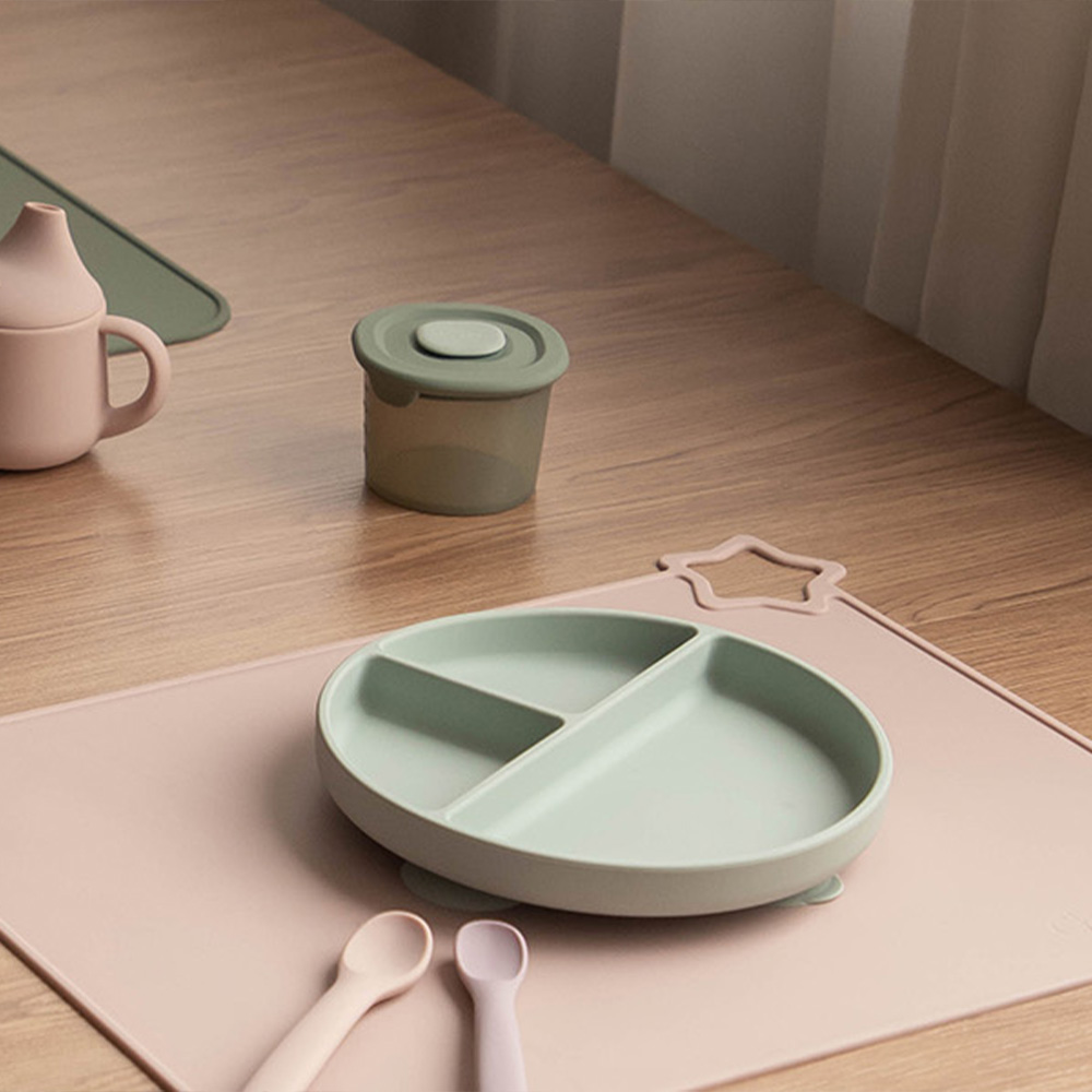 1PCS Simple Silicone Placemat  - Baby Food Restaurant avis et prix